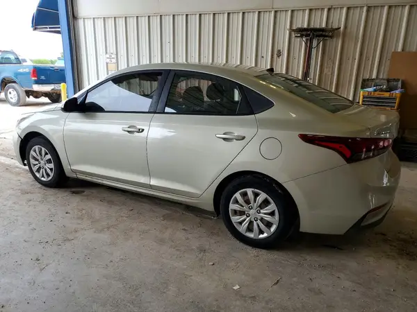 3KPC24A34JE015312 2018 HYUNDAI ACCENT - Image 2