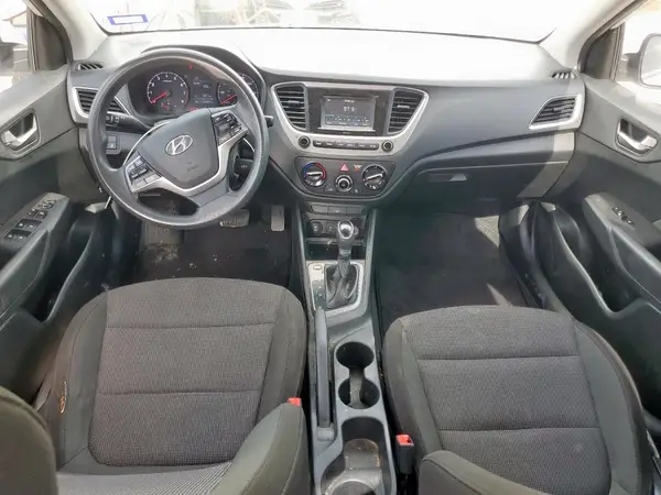 3KPC24A34JE016993 2018 HYUNDAI ACCENT - Image 8