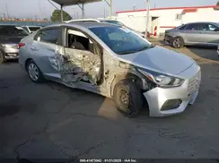 3KPC24A34JE017335 2018 HYUNDAI ACCENT