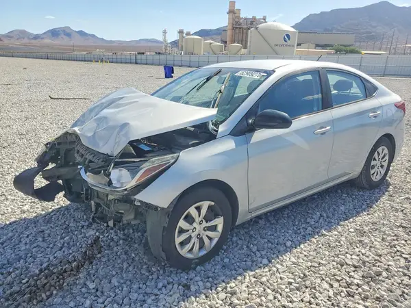3KPC24A34JE017609 2018 HYUNDAI ACCENT - Image 1