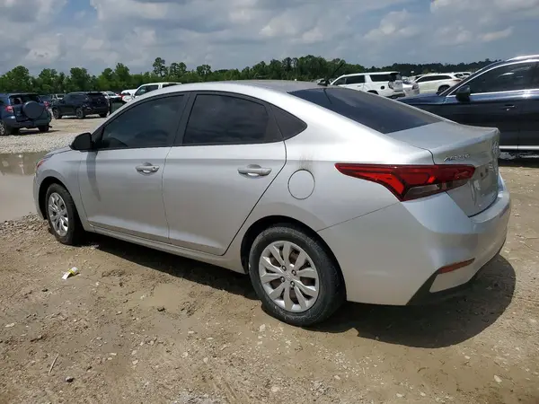 3KPC24A34JE018470 2018 HYUNDAI ACCENT - Image 2