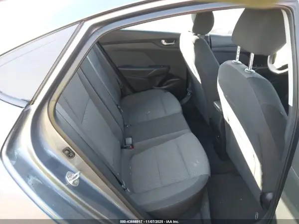 3KPC24A34JE021157 2018 HYUNDAI ACCENT - Image 8