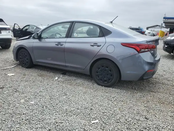 3KPC24A34JE021580 2018 HYUNDAI ACCENT - Image 2