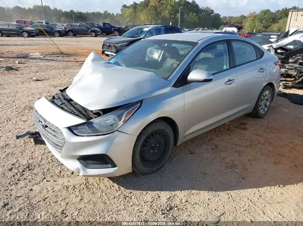 3KPC24A34JE024334 2018 HYUNDAI ACCENT - Image 2