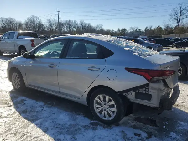 3KPC24A34JE025340 2018 HYUNDAI ACCENT - Image 2