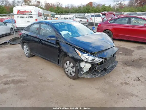 3KPC24A34JE025385 2018 HYUNDAI ACCENT - Image 1