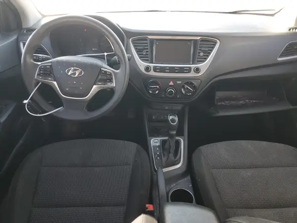 3KPC24A34JE025886 2018 HYUNDAI ACCENT - Image 8