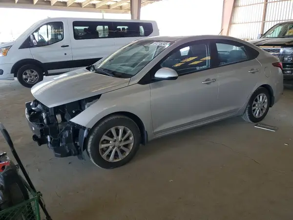 3KPC24A34JE026021 2018 HYUNDAI ACCENT - Image 1