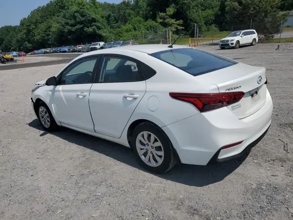 3KPC24A34JE029498 2018 HYUNDAI ACCENT - Image 2