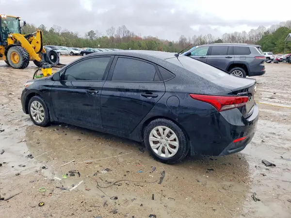 3KPC24A34JE029503 2018 HYUNDAI ACCENT - Image 2