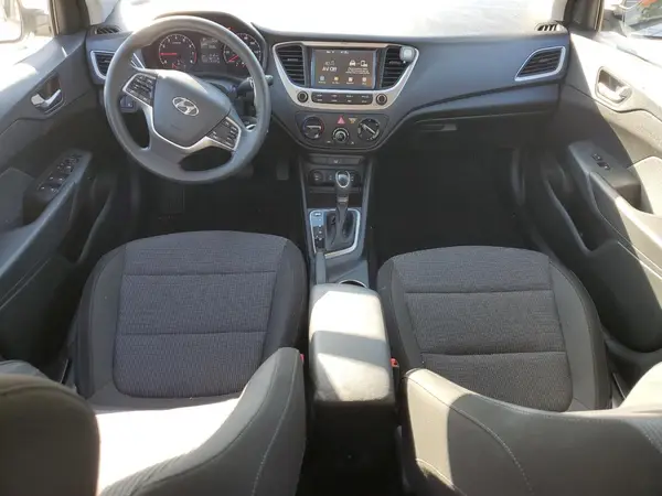 3KPC24A34JE030747 2018 HYUNDAI ACCENT - Image 8
