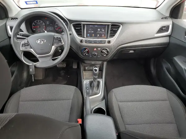 3KPC24A34JE031333 2018 HYUNDAI ACCENT - Image 8