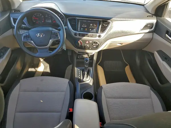 3KPC24A34JE034619 2018 HYUNDAI ACCENT - Image 8
