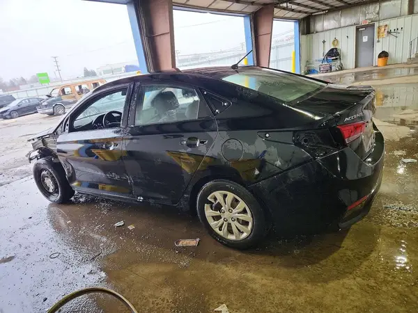 3KPC24A34KE039787 2019 HYUNDAI ACCENT - Image 2