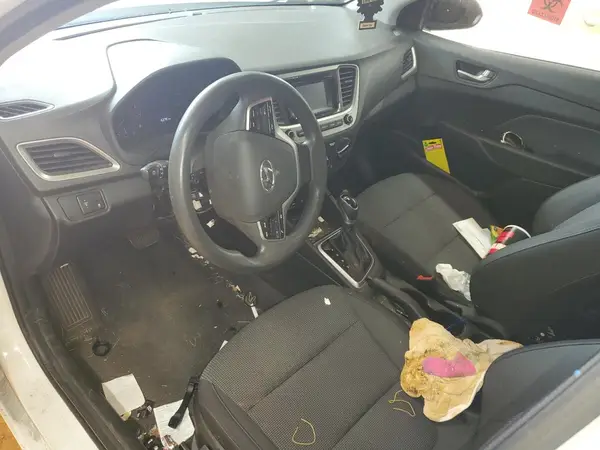 3KPC24A34KE044438 2019 HYUNDAI ACCENT - Image 8