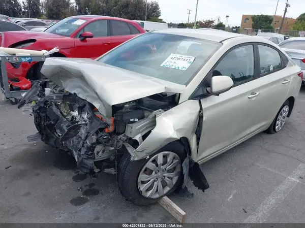 3KPC24A34KE045556 2019 HYUNDAI ACCENT - Image 2