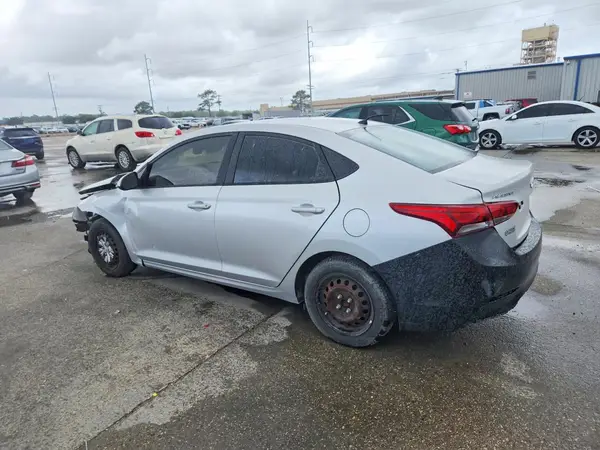 3KPC24A34KE047713 2019 HYUNDAI ACCENT - Image 2