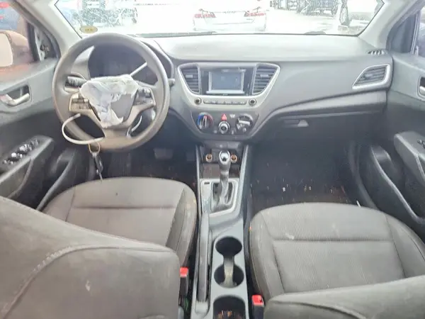 3KPC24A34KE047713 2019 HYUNDAI ACCENT - Image 8