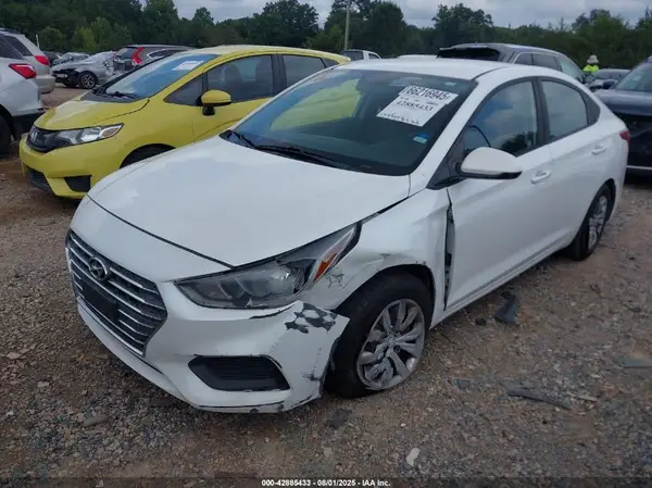 3KPC24A34KE050529 2019 HYUNDAI ACCENT - Image 2