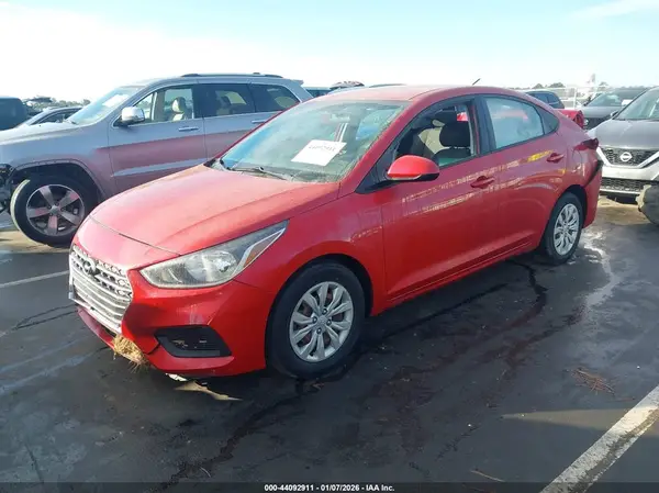 3KPC24A34KE050644 2019 HYUNDAI ACCENT - Image 2