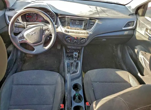 3KPC24A34KE056864 2019 HYUNDAI ACCENT - Image 8