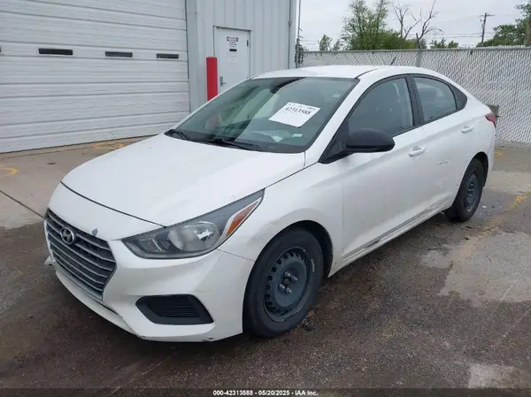 3KPC24A34KE061482 2019 HYUNDAI ACCENT - Image 2