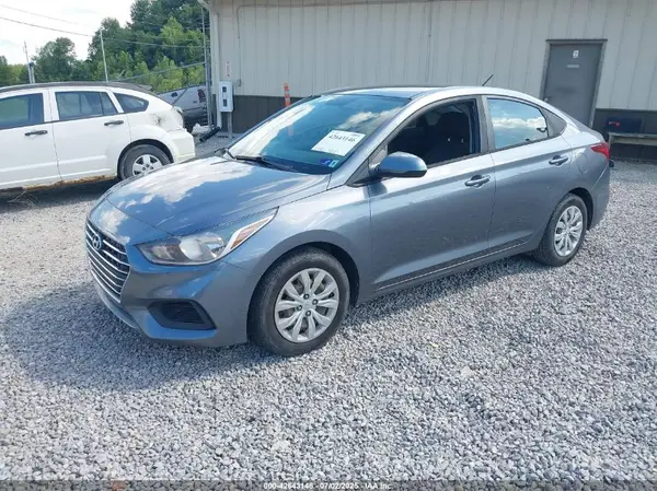 3KPC24A34KE065693 2019 HYUNDAI ACCENT - Image 2