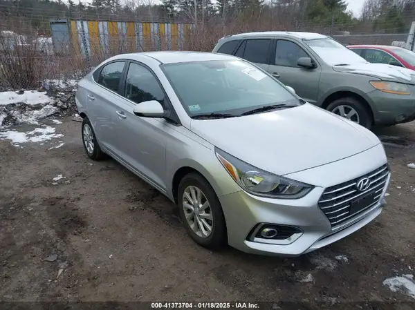 3KPC24A34KE069422 2019 HYUNDAI ACCENT - Image 1