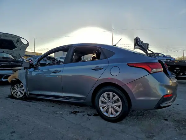 3KPC24A34KE071459 2019 HYUNDAI ACCENT - Image 2
