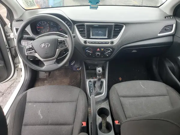 3KPC24A34KE074393 2019 HYUNDAI ACCENT - Image 8