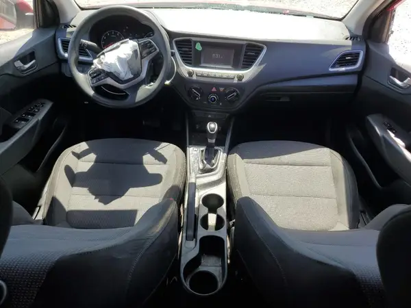 3KPC24A34KE076399 2019 HYUNDAI ACCENT - Image 8