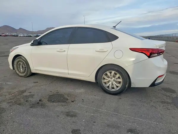 3KPC24A34KE076791 2019 HYUNDAI ACCENT - Image 2