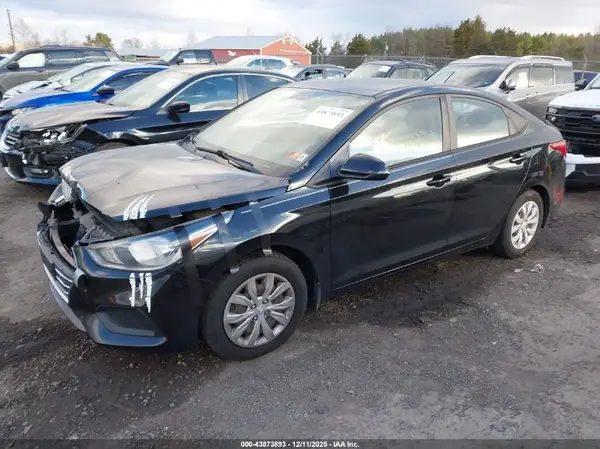 3KPC24A34KE077214 2019 HYUNDAI ACCENT - Image 2