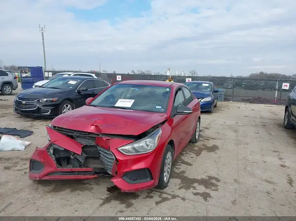 3KPC24A34KE077469 2019 HYUNDAI ACCENT - Image 2