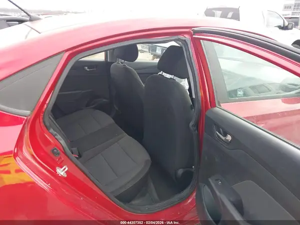 3KPC24A34KE077469 2019 HYUNDAI ACCENT - Image 8