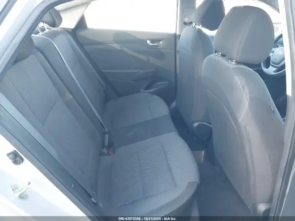 3KPC24A34KE087693 2019 HYUNDAI ACCENT - Image 8