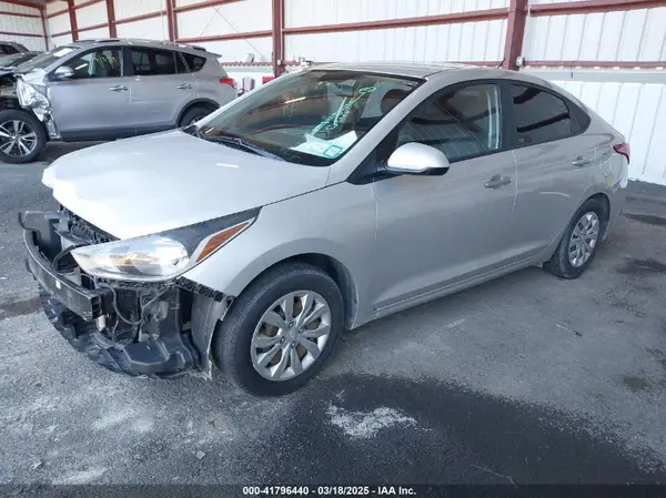 3KPC24A34KE088438 2019 HYUNDAI ACCENT - Image 2