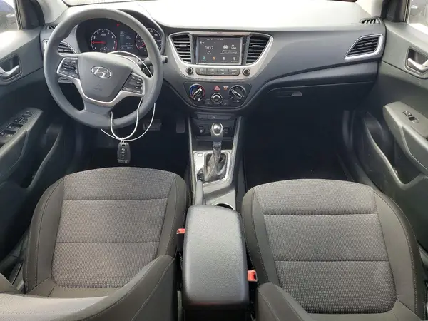 3KPC24A35JE010555 2018 HYUNDAI ACCENT - Image 8