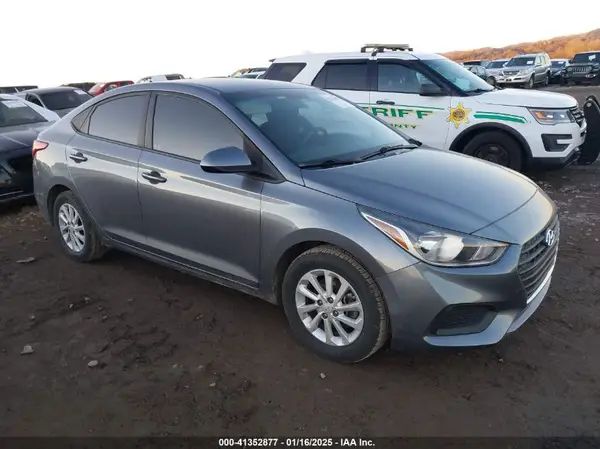 3KPC24A35JE012001 2018 HYUNDAI ACCENT - Image 1