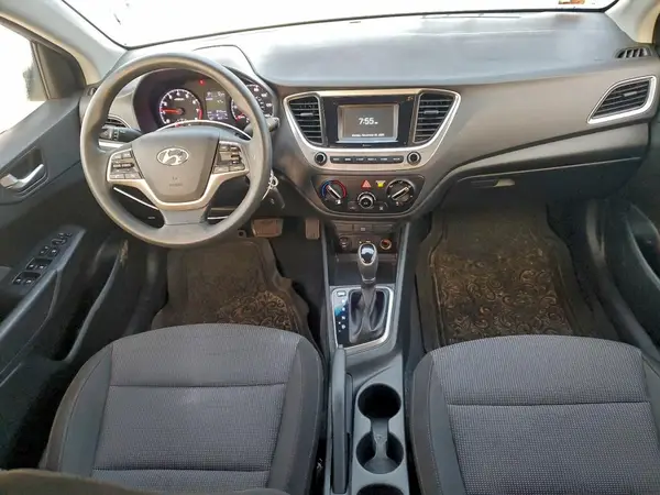 3KPC24A35JE013844 2018 HYUNDAI ACCENT - Image 8