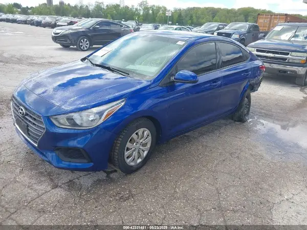 3KPC24A35JE014945 2018 HYUNDAI ACCENT - Image 2