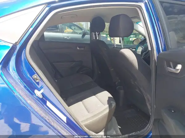 3KPC24A35JE014945 2018 HYUNDAI ACCENT - Image 8