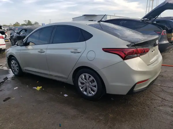 3KPC24A35JE016324 2018 HYUNDAI ACCENT - Image 2