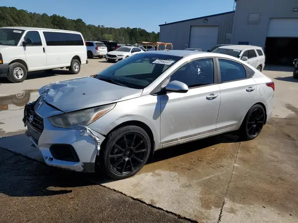 3KPC24A35JE018851 2018 HYUNDAI ACCENT - Image 1