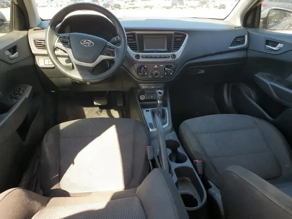3KPC24A35JE018851 2018 HYUNDAI ACCENT - Image 8