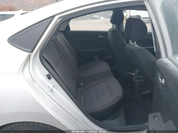 3KPC24A35JE020258 2018 HYUNDAI ACCENT - Image 8
