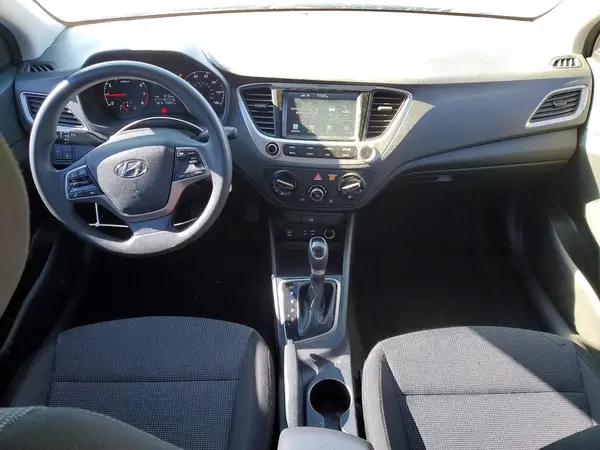 3KPC24A35JE020647 2018 HYUNDAI ACCENT - Image 8