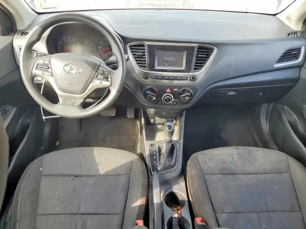 3KPC24A35JE022088 2018 HYUNDAI ACCENT - Image 8