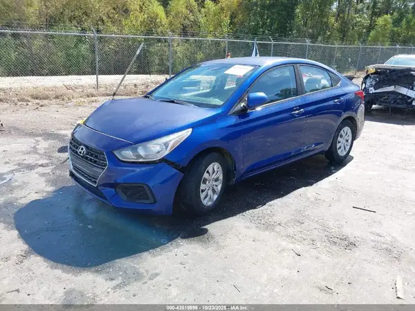 3KPC24A35JE022575 2018 HYUNDAI ACCENT - Image 2