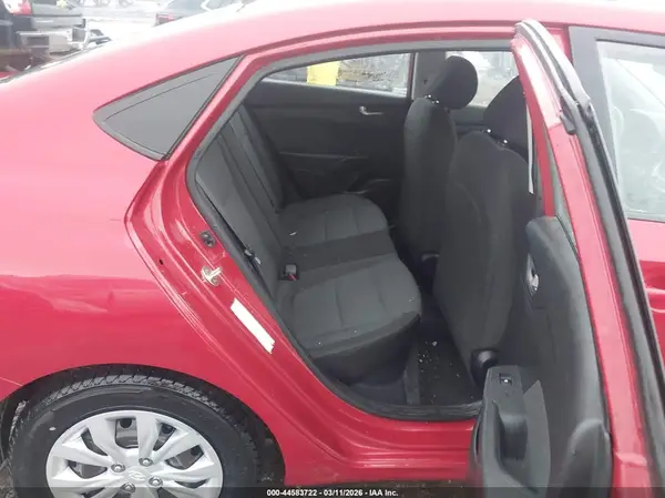3KPC24A35JE025654 2018 HYUNDAI ACCENT - Image 8